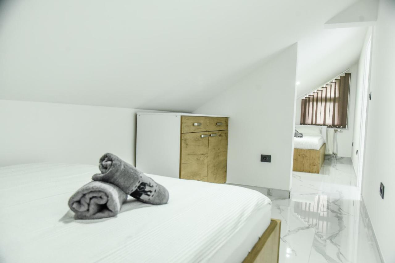 Luxury Villa M&B Tuzla Luaran gambar