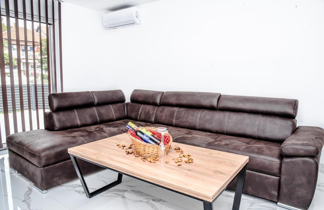 Luxury Villa M&B Tuzla Luaran gambar