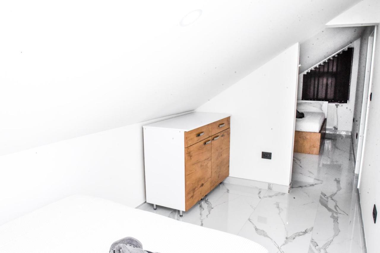 Luxury Villa M&B Tuzla Luaran gambar